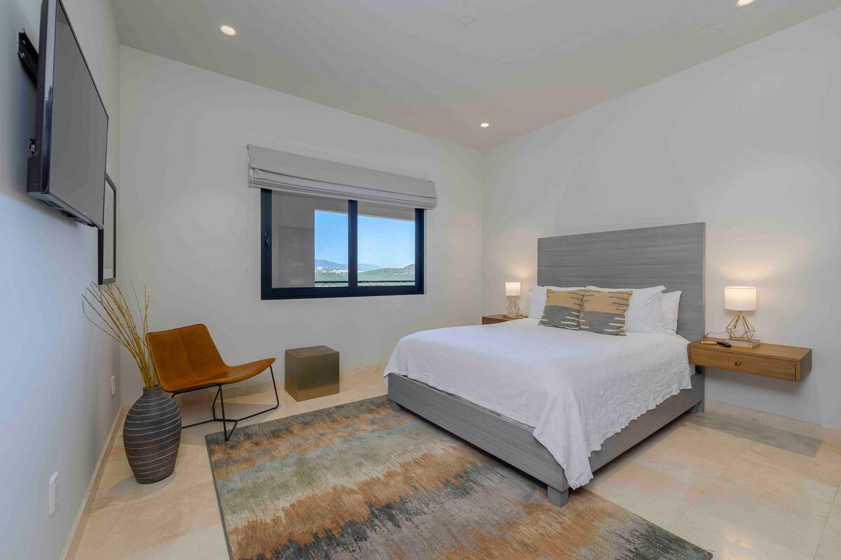 acf8a1ee-628e-4e18-b46c-59cdf7d635a5